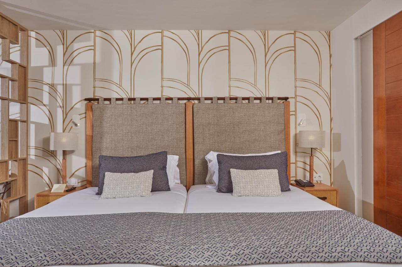 ホテル エスペリア ランサローテ プエルト・カレロ エクステリア 写真 A bedroom at the hotel