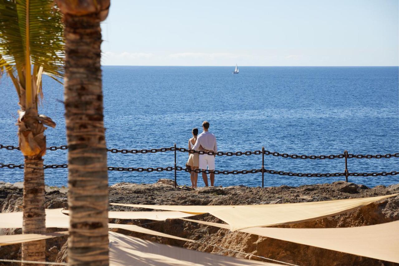 ホテル エスペリア ランサローテ プエルト・カレロ エクステリア 写真 View of the sea from the promenade